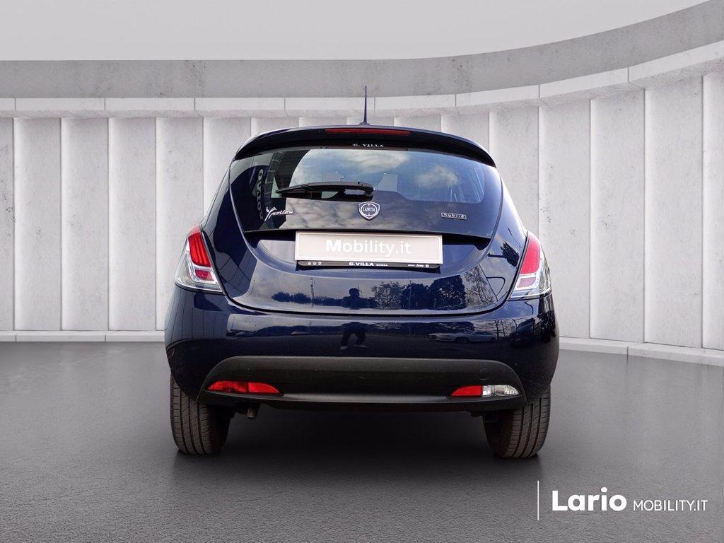 LANCIA Ypsilon 1.0 firefly hybrid Silver s&s 70cv del 2020