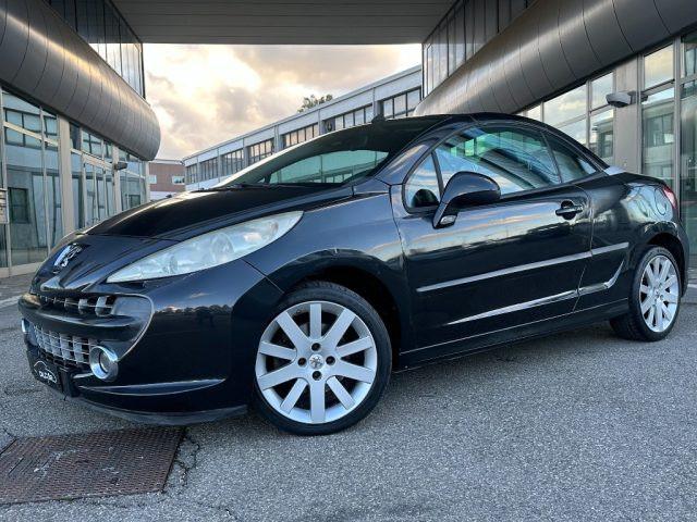 PEUGEOT 207 1.6 HDi 110CV CC Féline