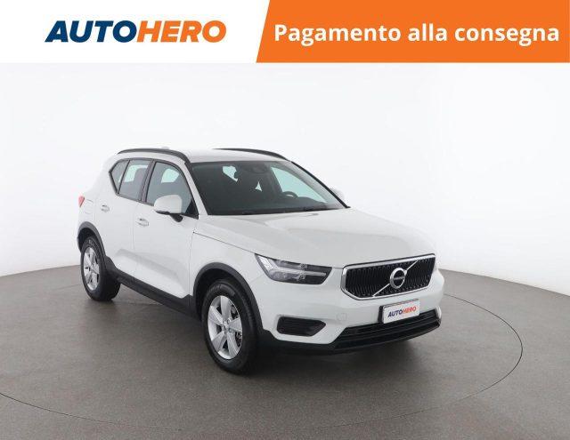 VOLVO XC40 T2 Geartronic Momentum Core