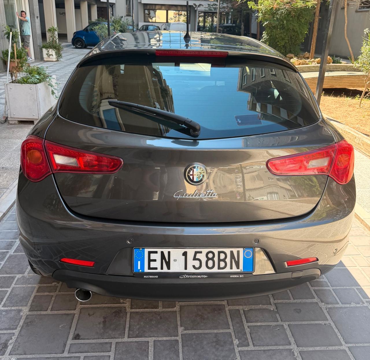 Alfa Romeo Giulietta 1.6 JTDm-2 105 CV Distinctive