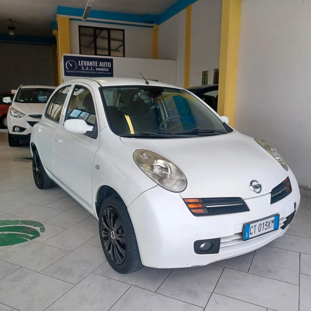 141.708KM MICRA 1.2 BEN CONSERVATA OK NEOPATENTATI