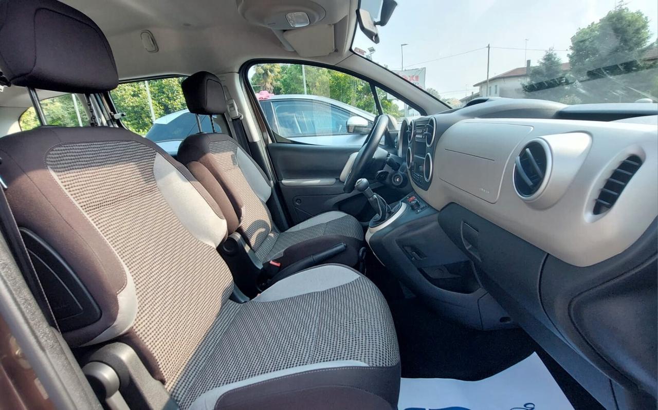Peugeot Partner 1.6 Diesel 7 posti Neopatentati
