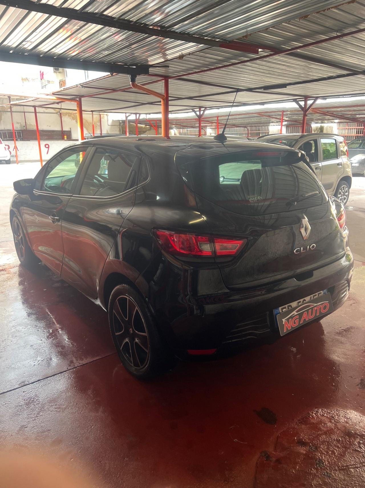 Renault Clio 1.2 75CV GPL 5 porte