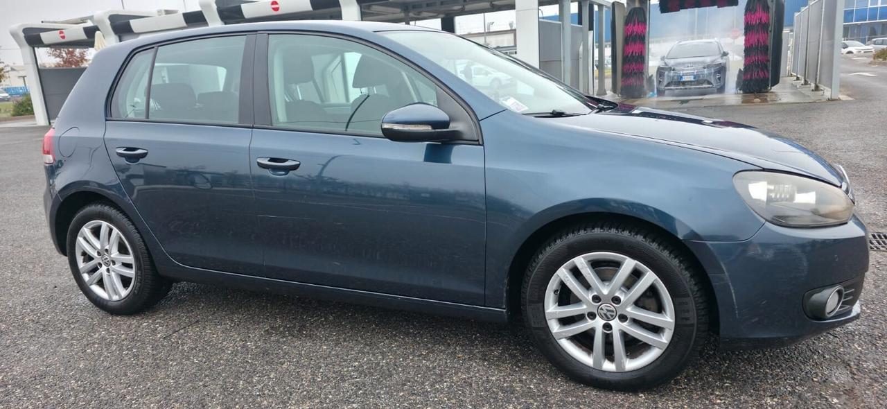Volkswagen Golf 1.6 TDI DPF 5p. Highline neop