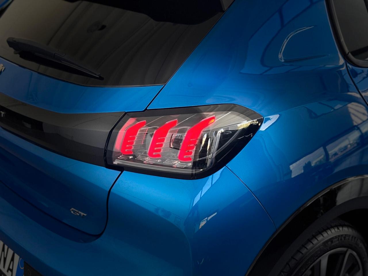 Peugeot 208 PureTech 130 Stop&Start EAT8 5 porte GT