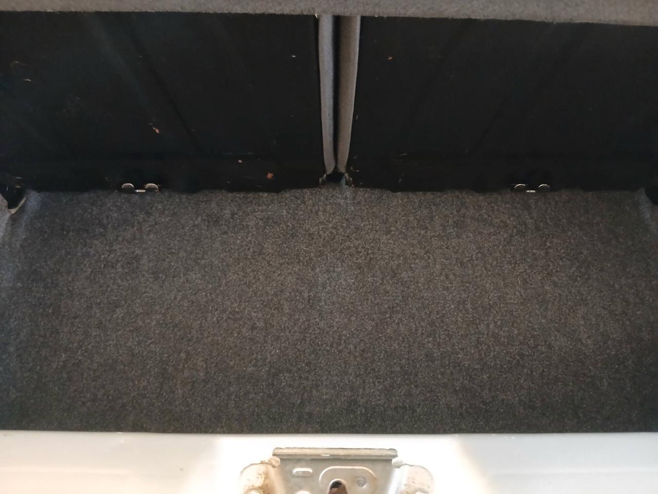 Peugeot 107 1.0b 5p solo km132000 full 10