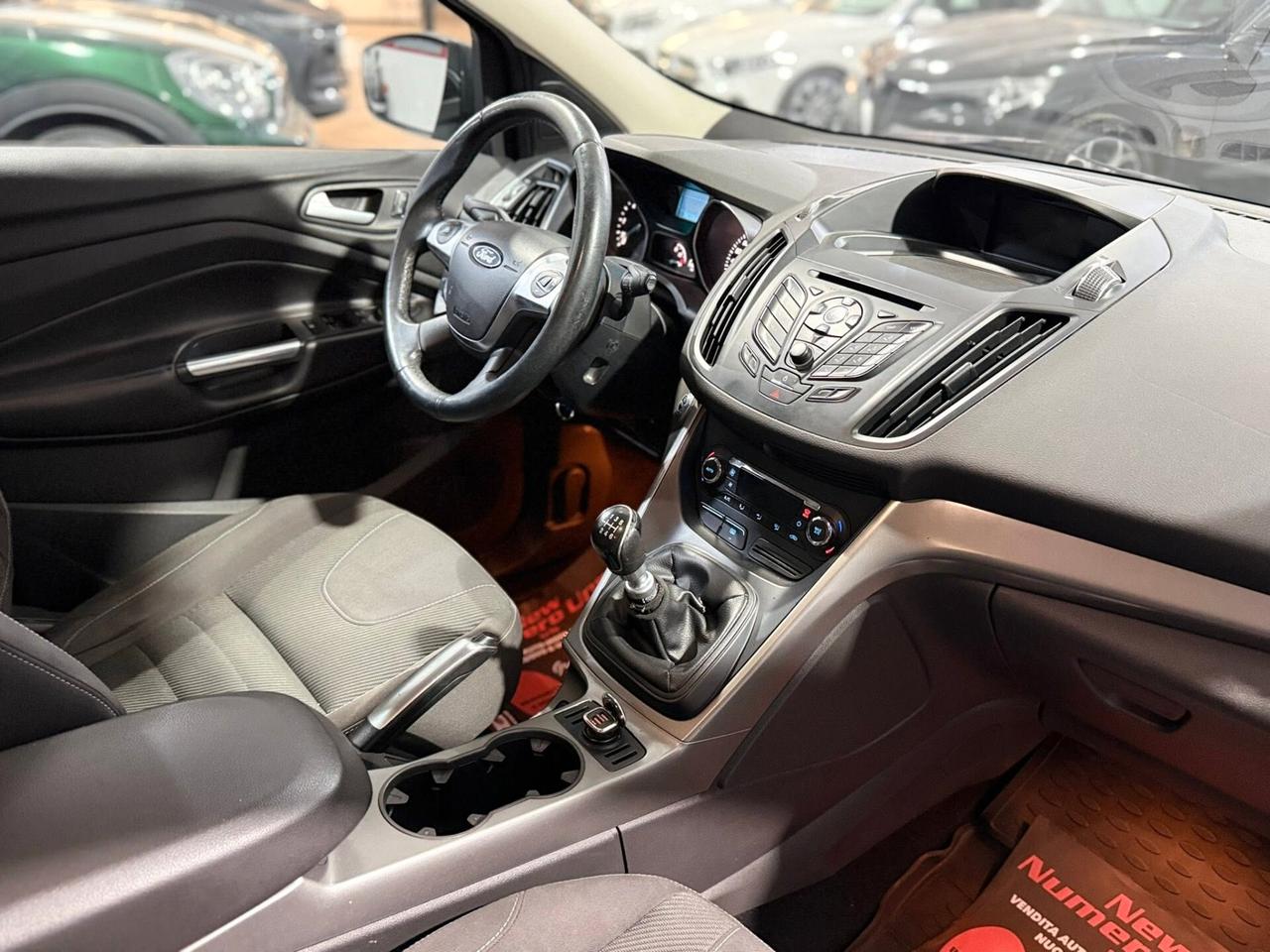 Ford Kuga 2.0 Tdci 140cv4WD Titanium 2013