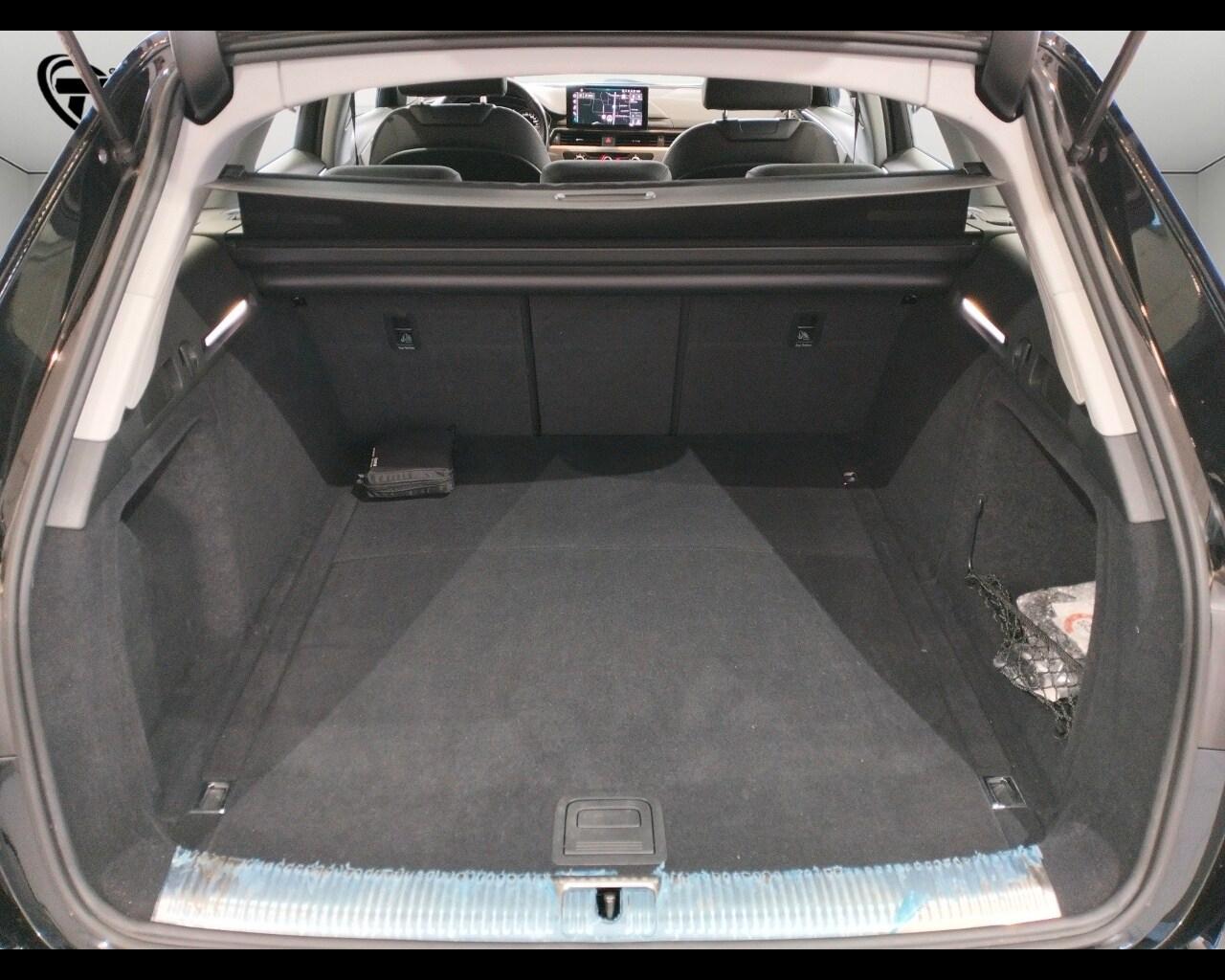 AUDI A4 5ª serie A4 Avant 35 TDI/163 CV S tronic
