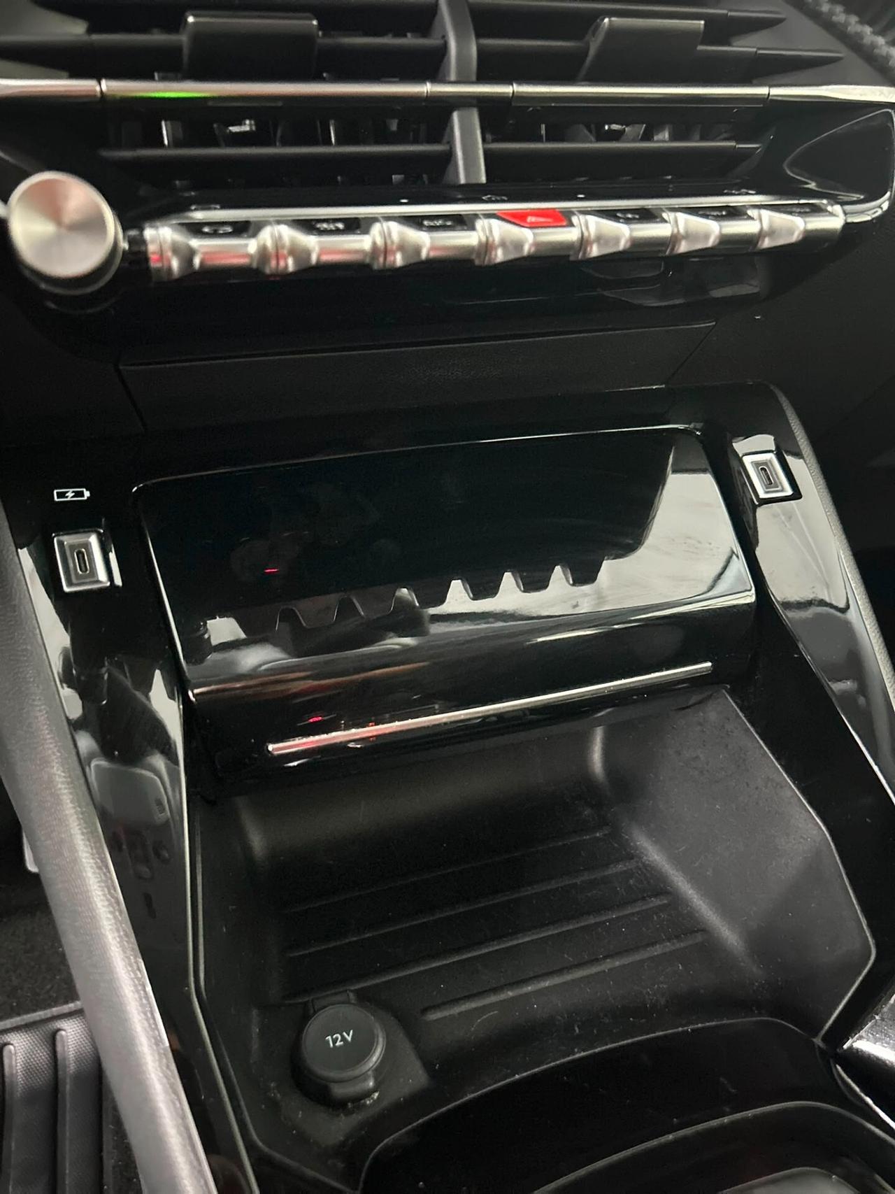 Peugeot 208 Hybrid Benzina 136 e-DCS6 Allure