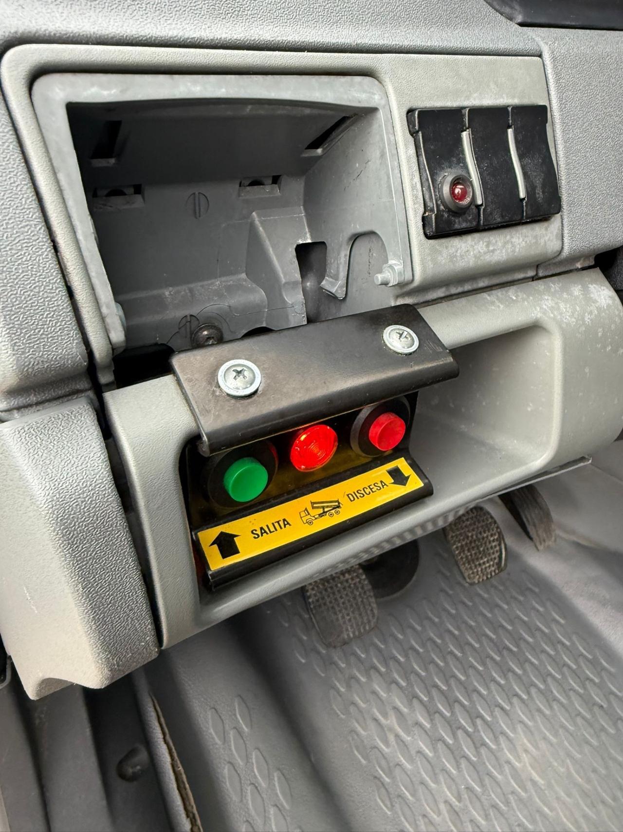 Iveco Daily 35C18 Ribaltabile