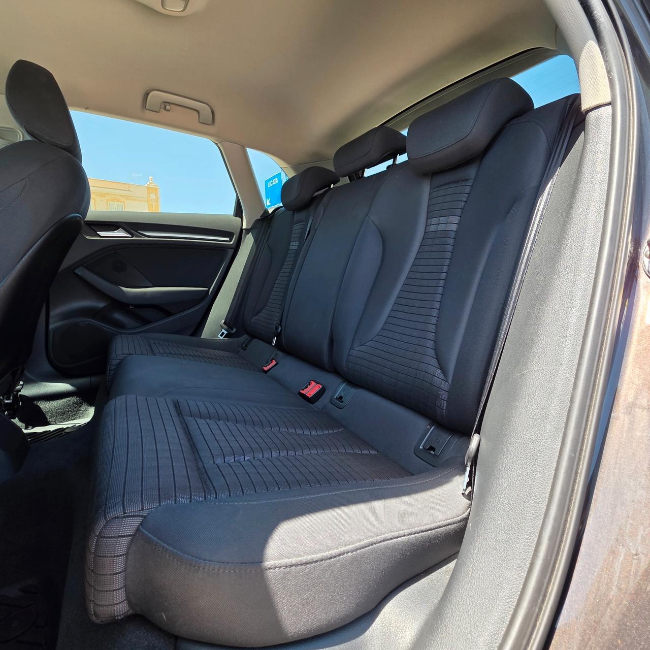 Audi A3 1.6 TDI clean diesel Business
