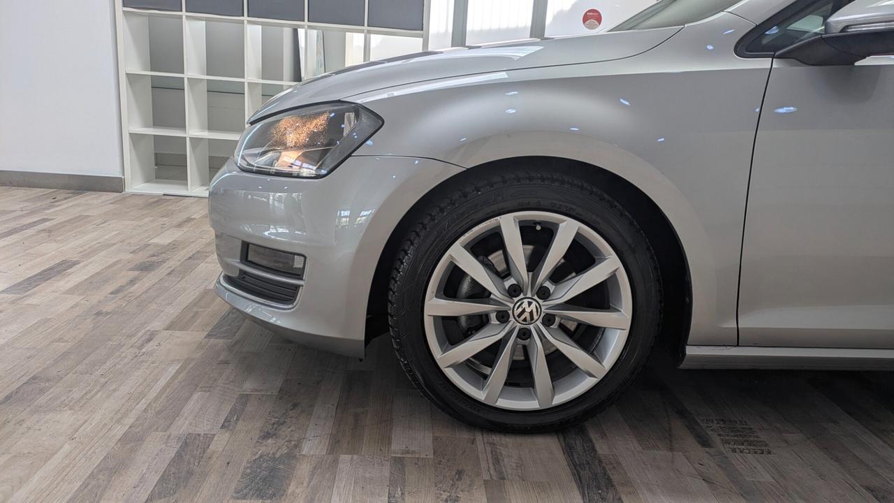 Volkswagen Golf 2.0 TDI 5p. Highline BlueMotion Technology