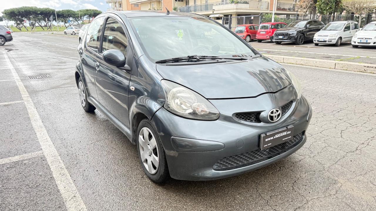 Toyota Aygo 1.0 12V VVT-i 5 porte Sol LED