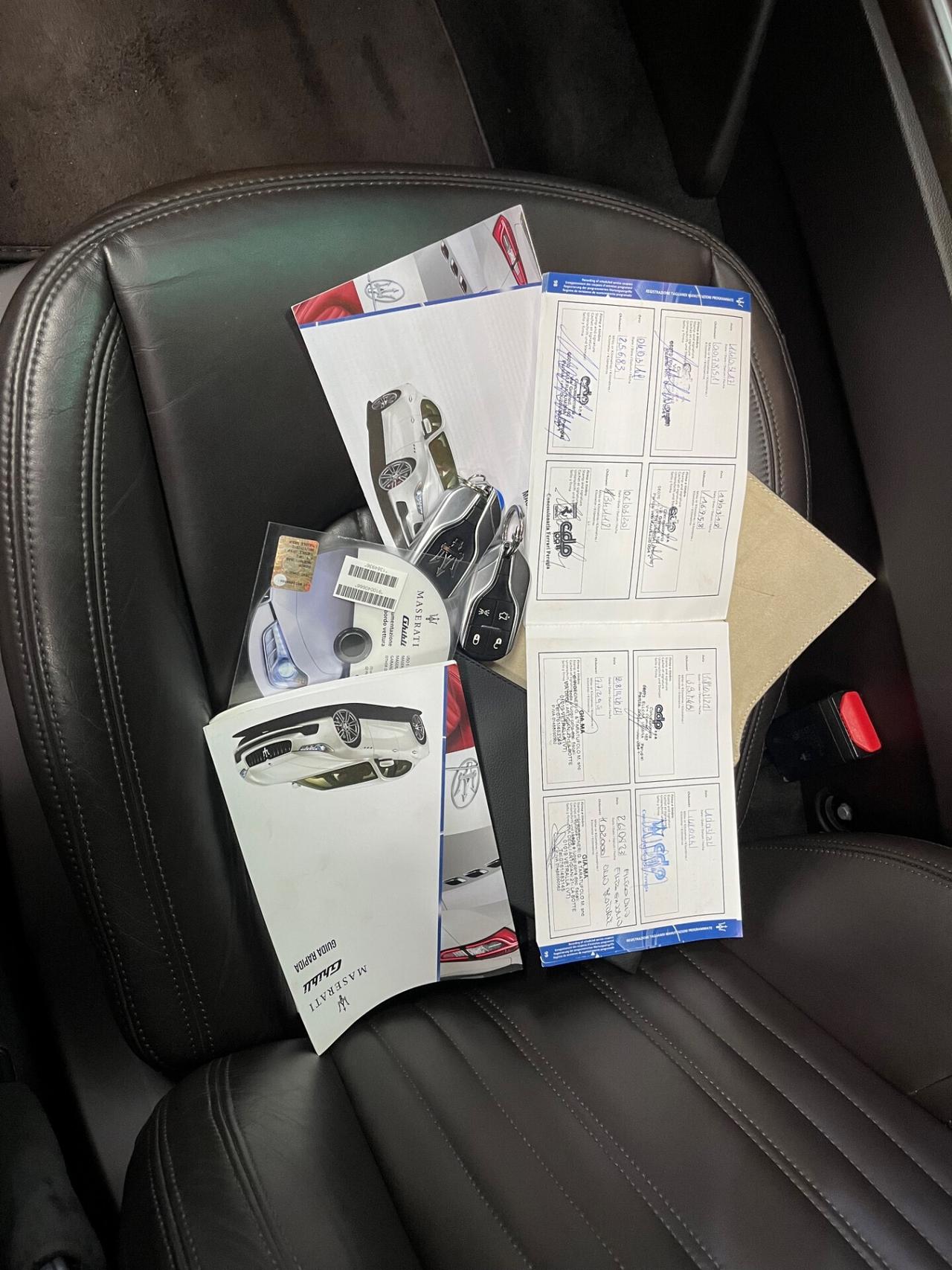 Maserati Ghibli 3.0d V6 250cv FULL SERVICE MASERATI