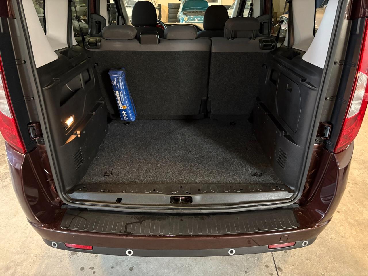 Fiat Doblò 1.6 m-Jet Lounge AUTOVETTURA Unico Proprietario