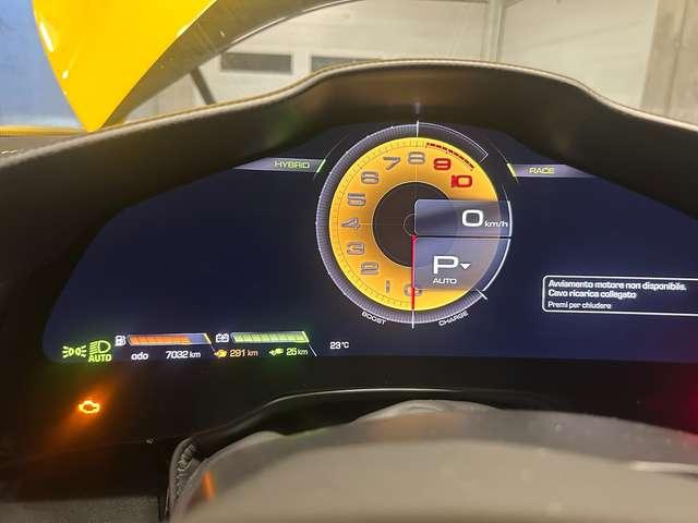 Ferrari SF90 Stradale SF90 XX Stradale 4.0 F1