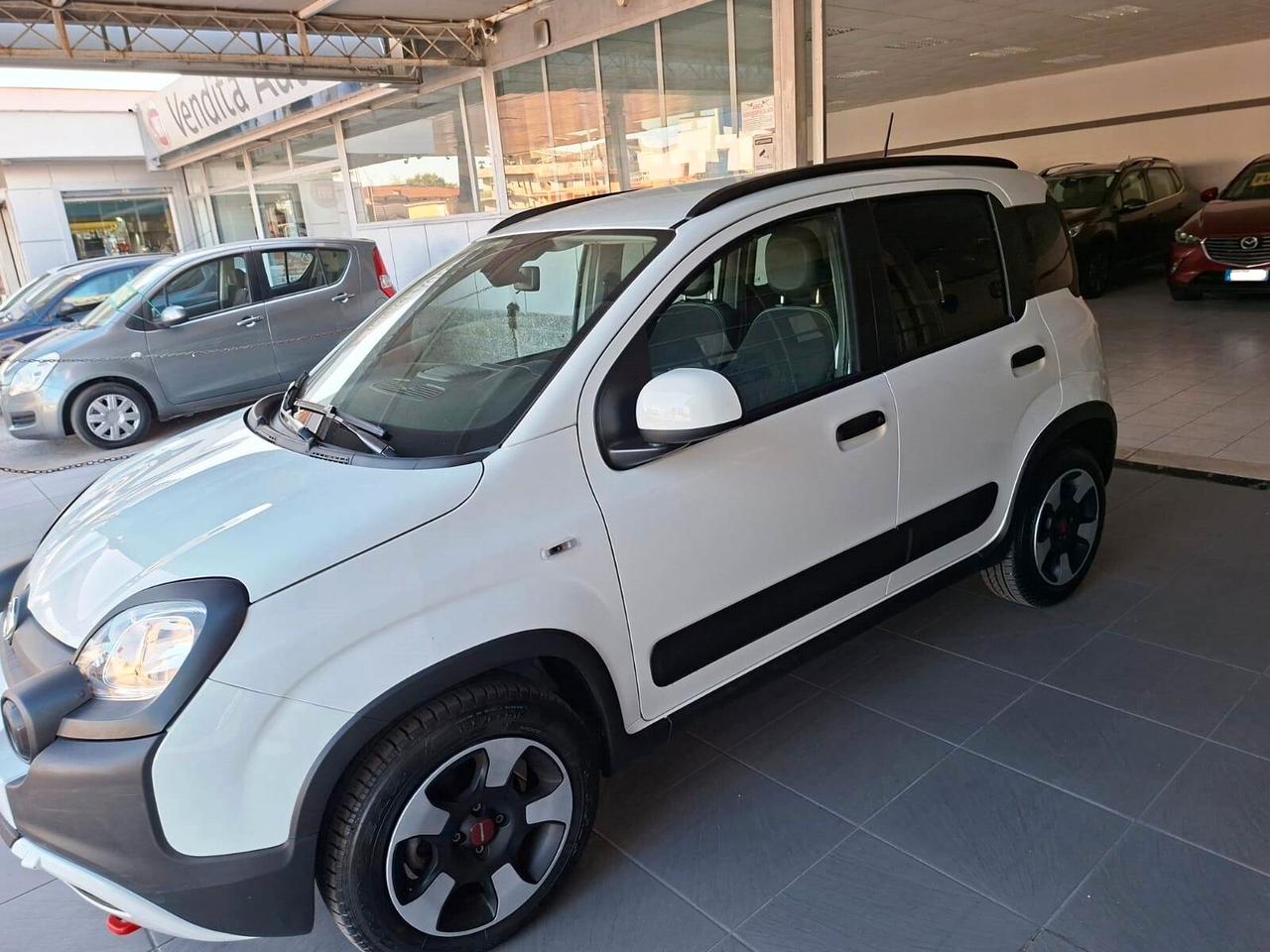 Fiat Panda Cross 1.0 FireFly S&S Hybrid