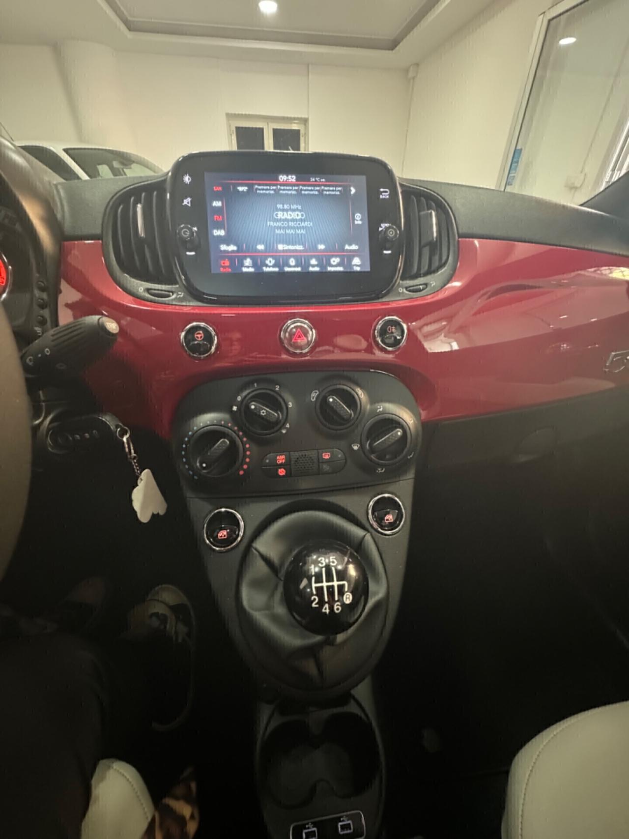 Fiat 500 1.0 Hybrid Dolcevita 70 CV