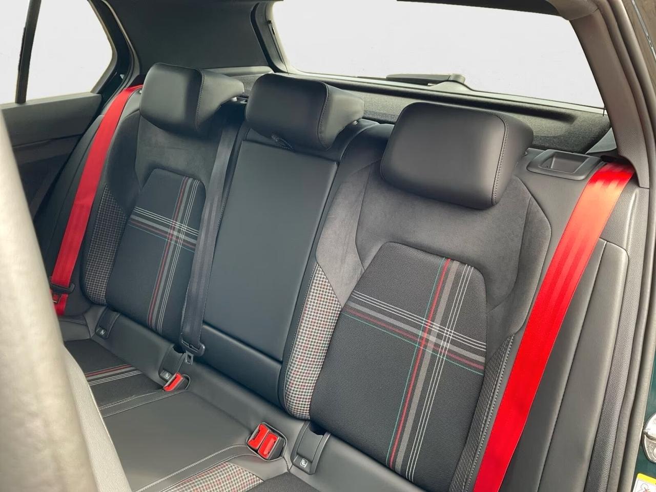 Volkswagen Golf GTI 2.0 TSI DSG EDITION 50