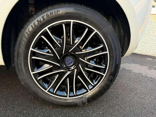 Lancia Ypsilon 1.0 firefly hybrid Gold TELECAM./CARPLAY*PROMOFIN