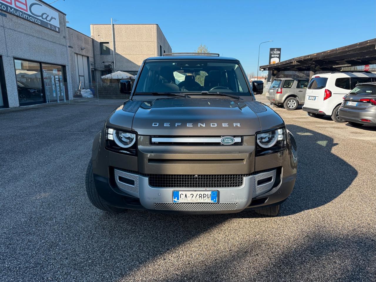 Land Rover Defender 110 2.0 SD4 AWD Auto S , 7 posti Tettuccio Motore nuovo