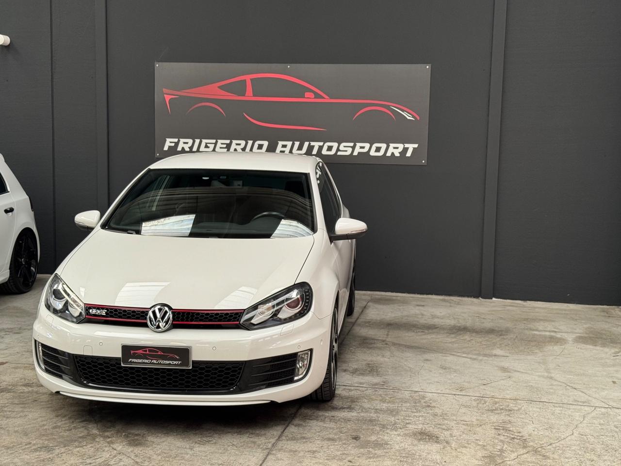 Volkswagen Golf GTI 2.0 TSI 3p.
