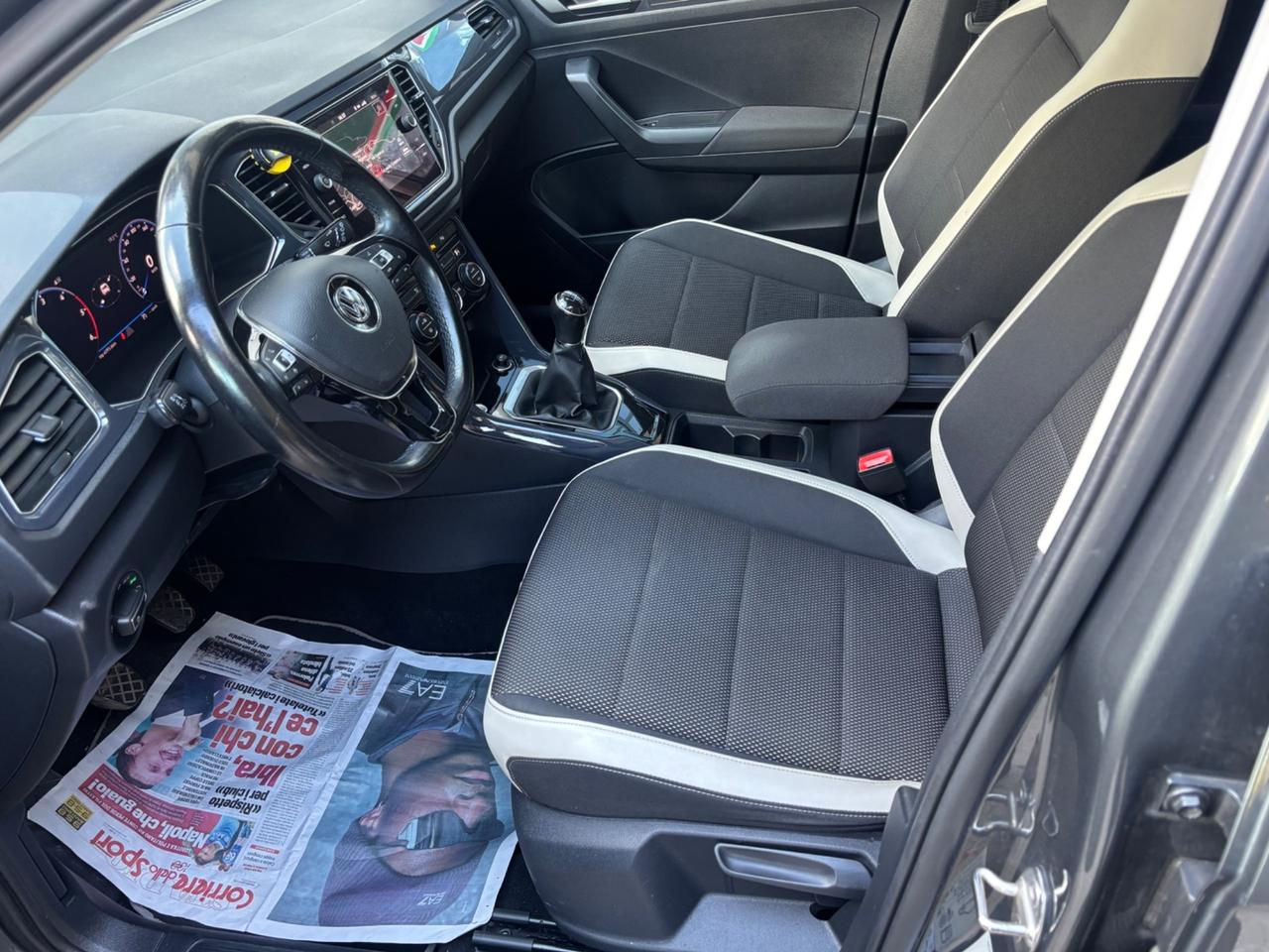 Volkswagen T-Roc 1.6 TDI SCR Advanced virtual