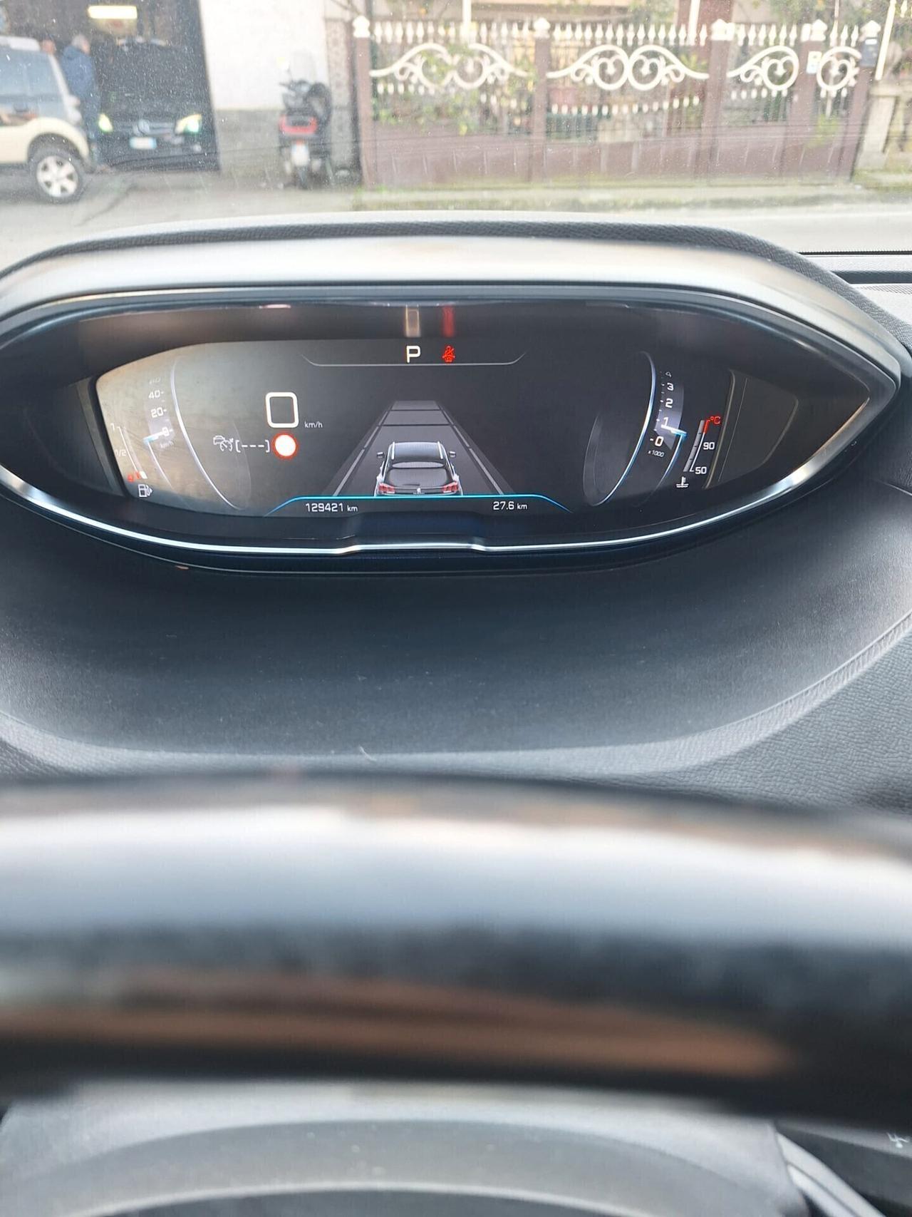 Peugeot 3008 BlueHDi 130 S&S EAT8 Allure