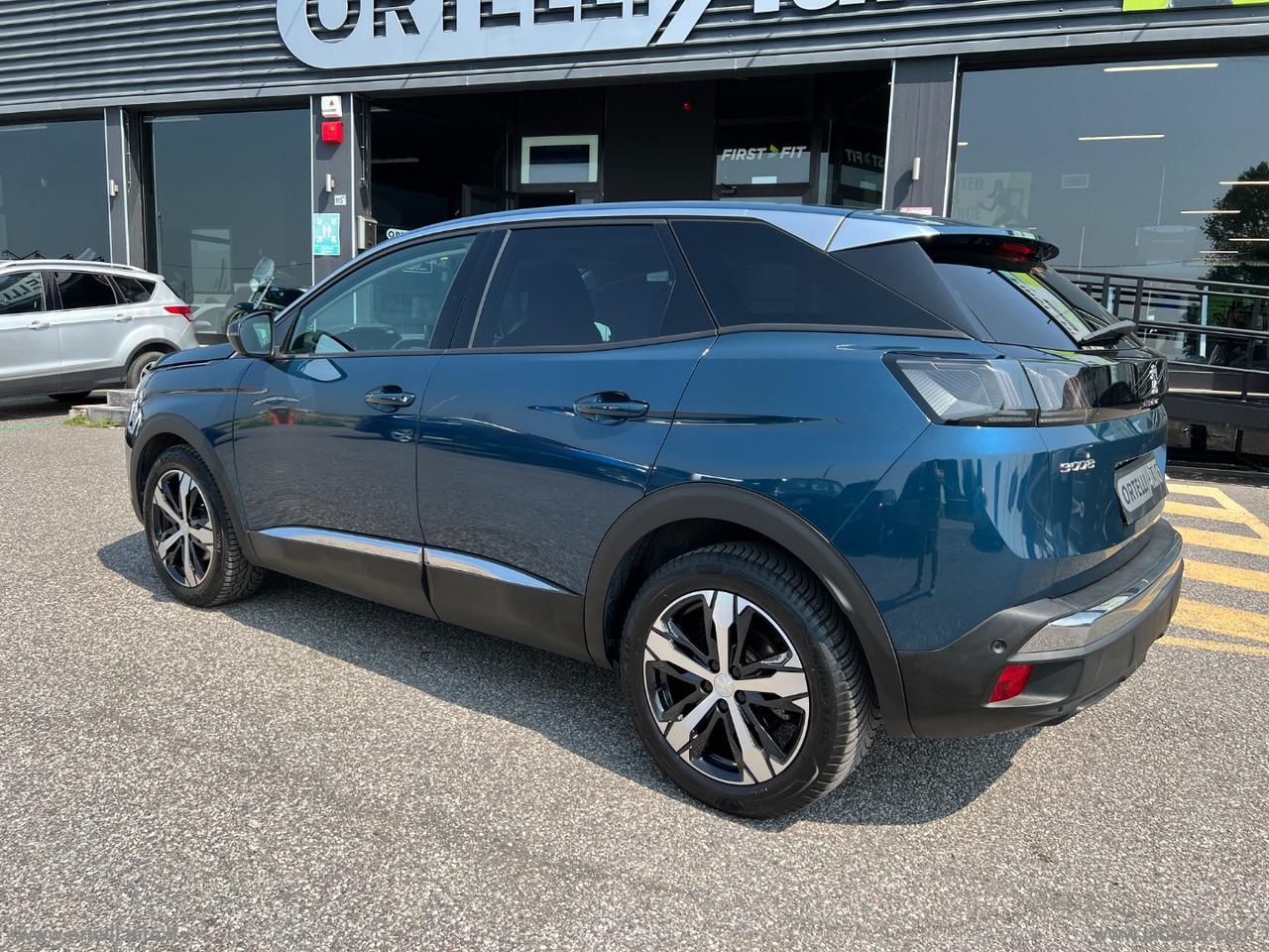 PEUGEOT 3008 PureTech Turbo 130 S&S EAT8 Allure IVA DEDUCIBILE
