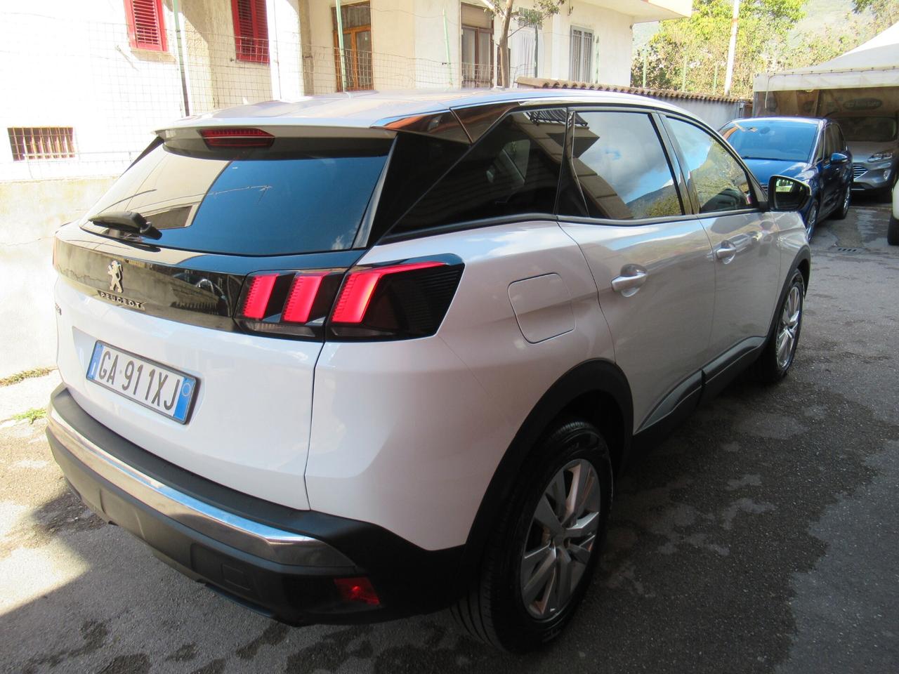 Peugeot 3008 BlueHDi 130 S&S Business