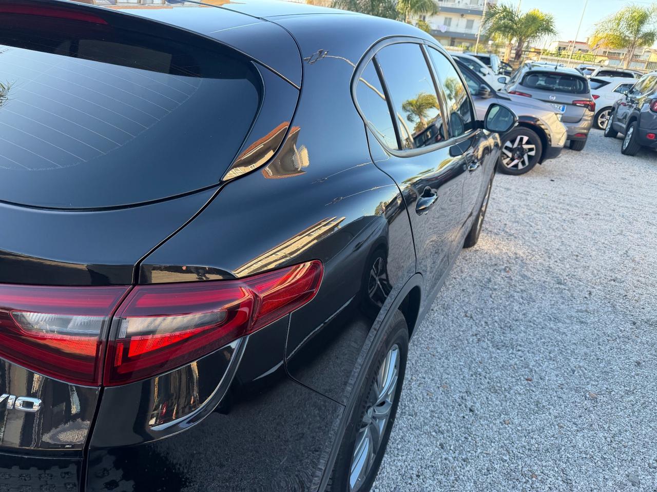 Alfa Romeo Stelvio 2.2 Turbodiesel 190 CV AT8 Q4 Business