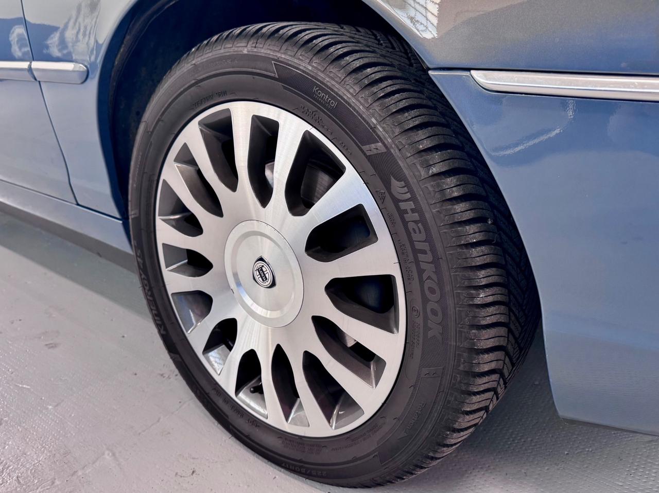 Lancia Thesis 2.0 turbo 20V Executive