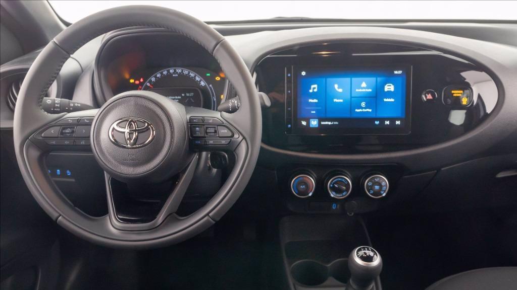 TOYOTA Aygo x 1.0 active 72cv del 2022