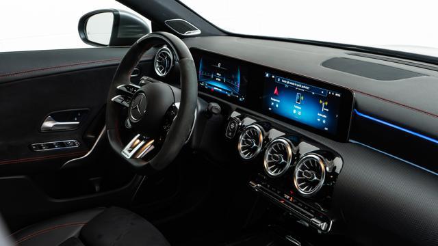 MERCEDES-BENZ CLA 45S AMG 4Matic+ Premium Plus IVA