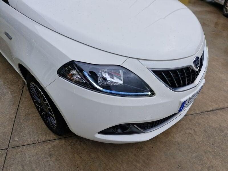 Lancia Ypsilon III 2021 1.0 firefly hybrid Platino s&s 70cv