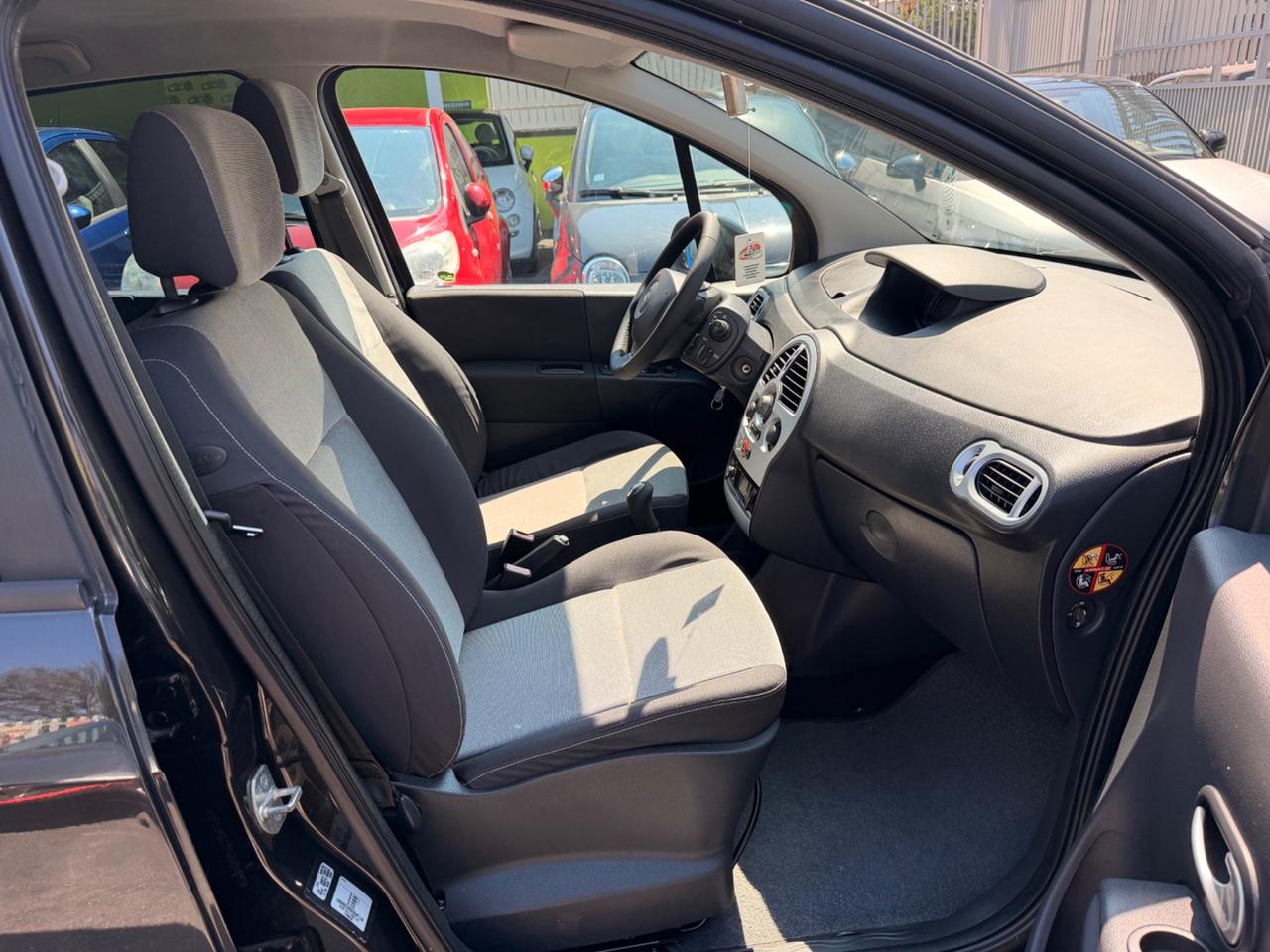 Renault Modus Grand 1.2 benzina Dynamique 150.000 Km