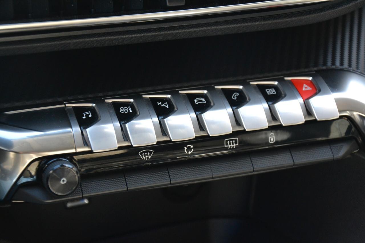 Peugeot 3008 BlueHDi 130 S&S EAT8 Allure