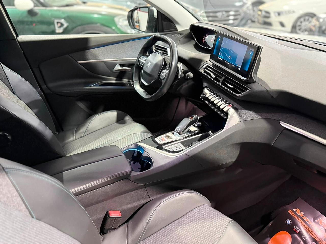 Peugeot 3008 Allure 1.5 BlueHDI 130cv 2020