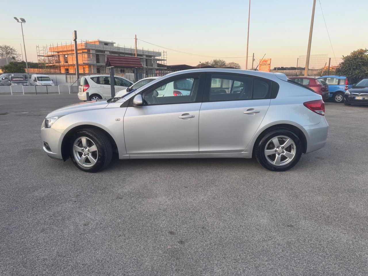 Chevrolet Cruze 1.8 5 porte LT GPL