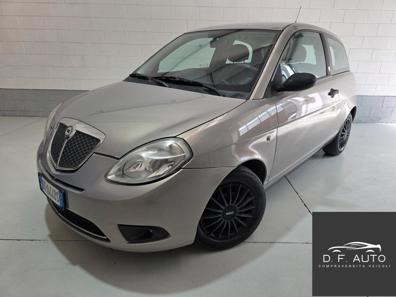 Lancia Ypsilon 1.4 Oro Ecochic GPL