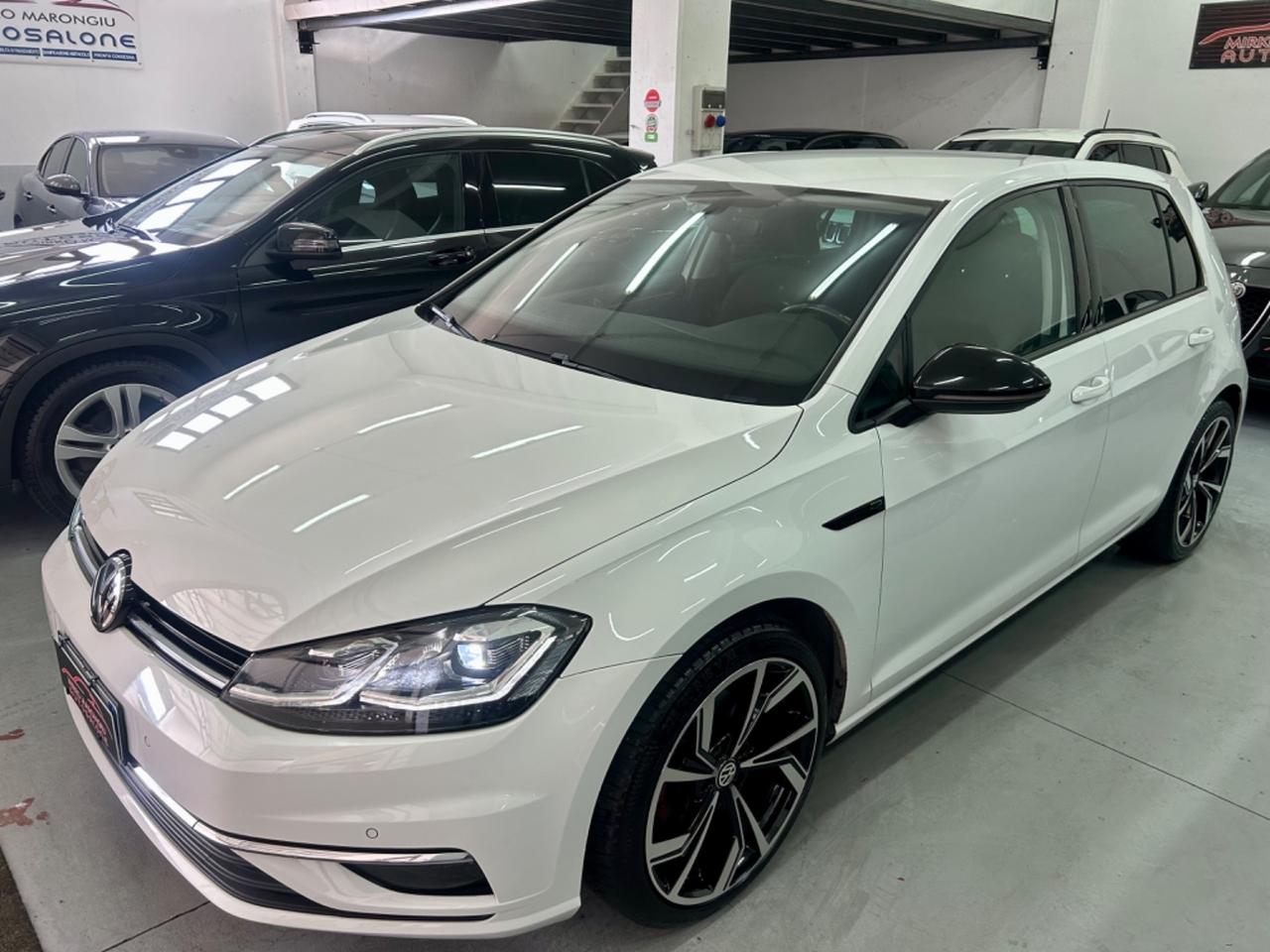 Volkswagen GOLF 7.5 FULL Highline FINANZIABILE