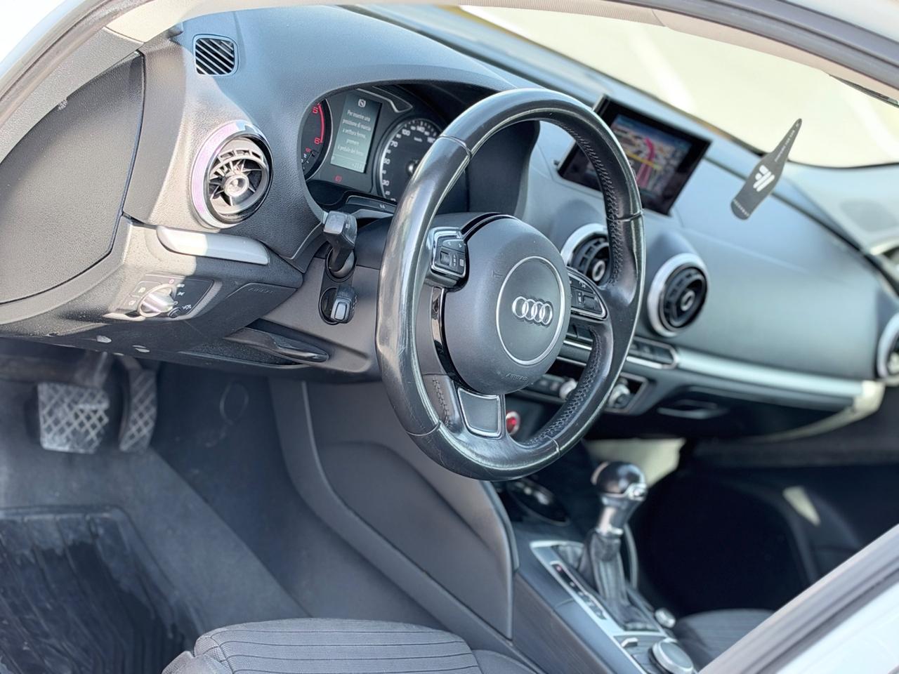 AUDI A3 2.0 TDI 150CV S-TRONIC PERMUTABILE