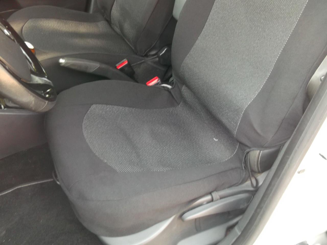 Renault Clio 1.2 GPL 5P. casa madre 2013