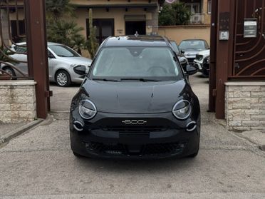 Fiat 600 Hybrid DCT MHEV La Prima