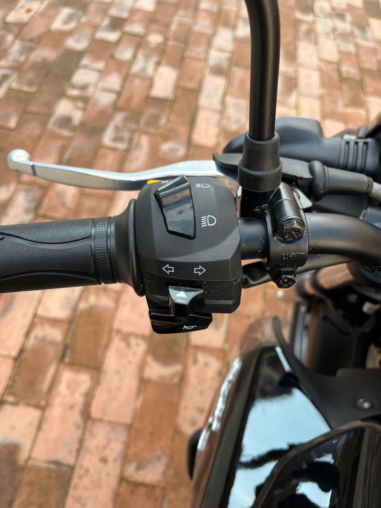 TVS RAIDER 125