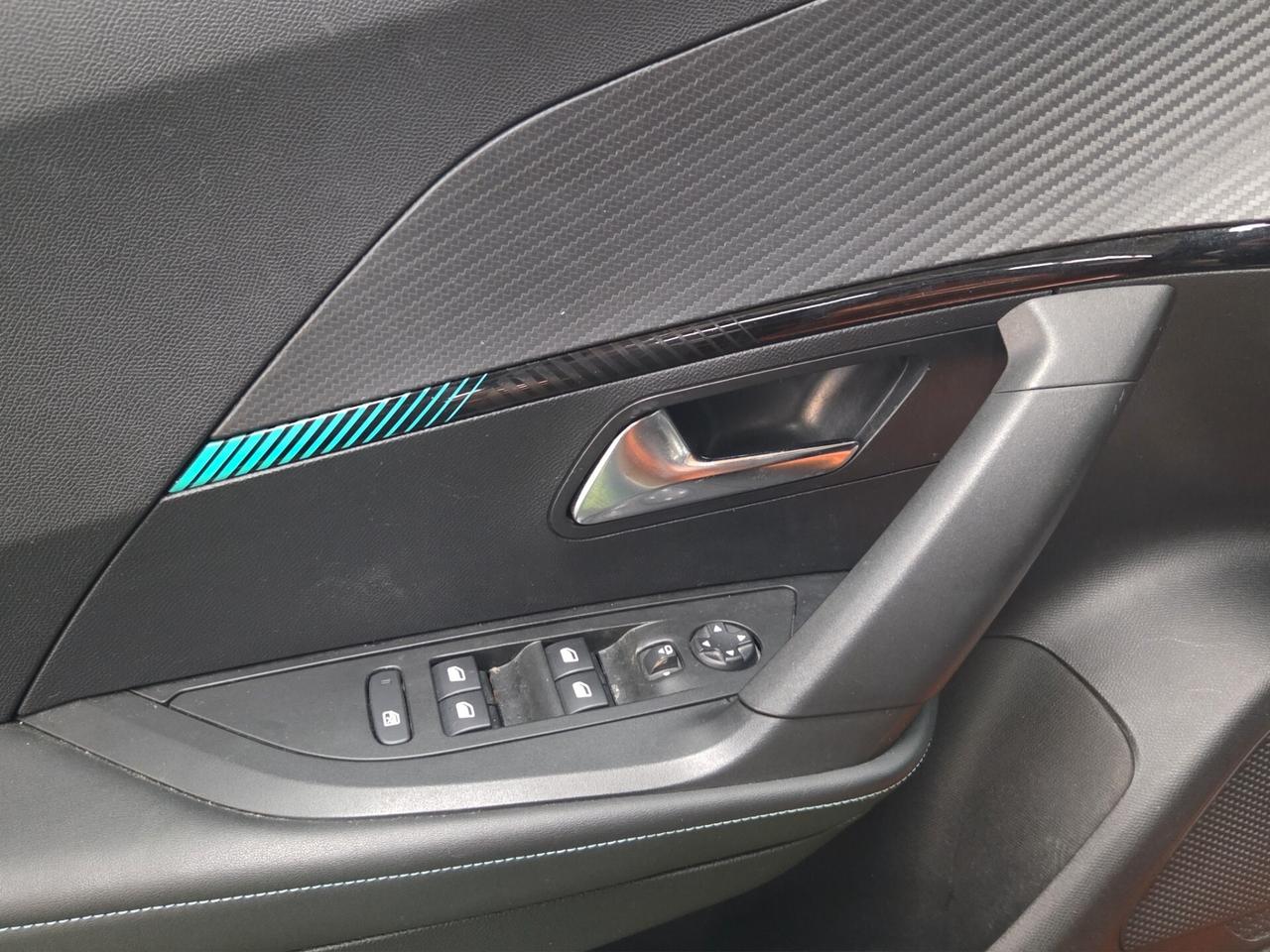 Peugeot 2008 (AUTOCARRO N1) BlueHDi 130 S&S EAT8 Allure Pack