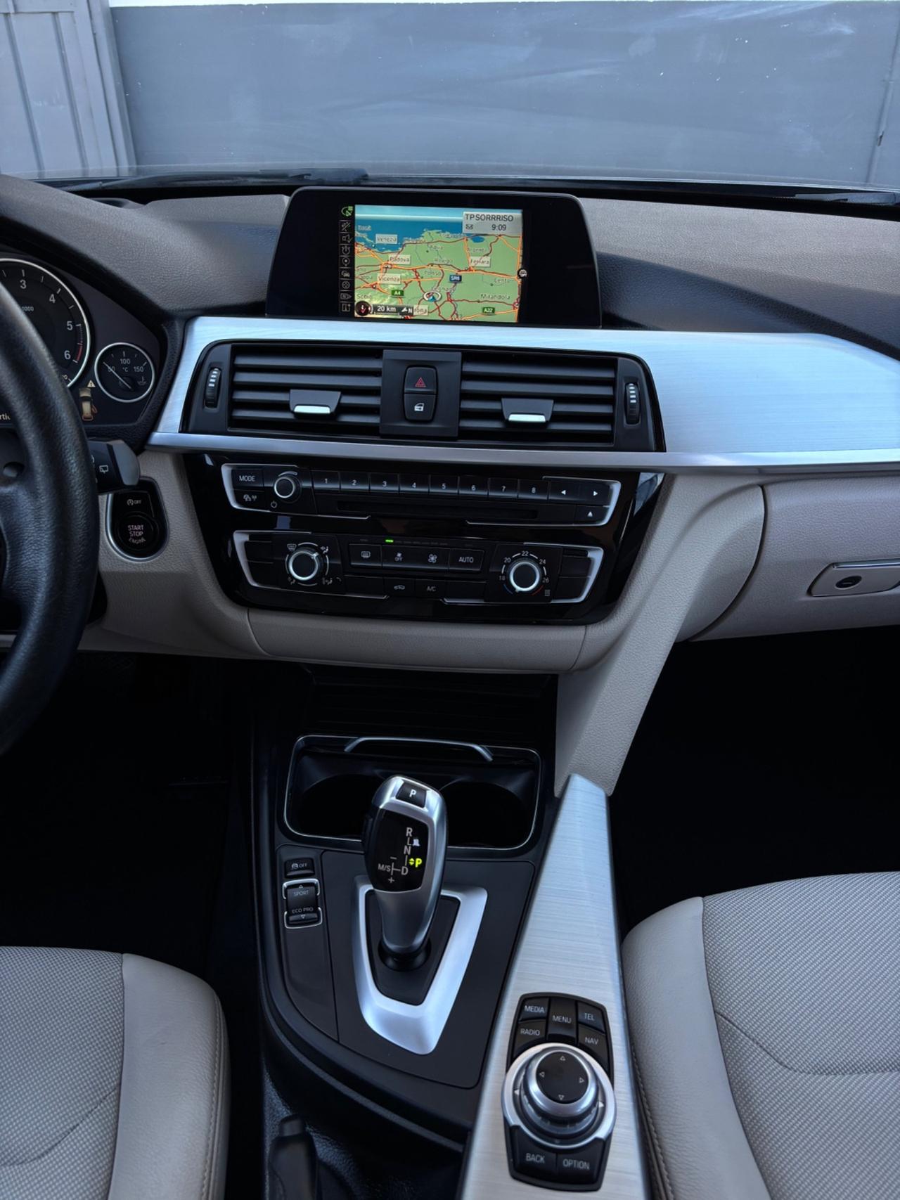 Bmw 320d Touring Business Advantage. Garanzia