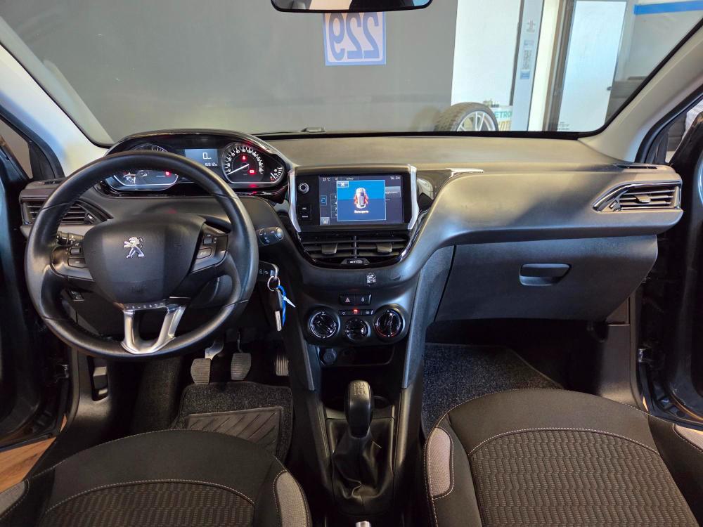 Peugeot 208 5 Porte 208 5p 1.2 puretech Active 82cv