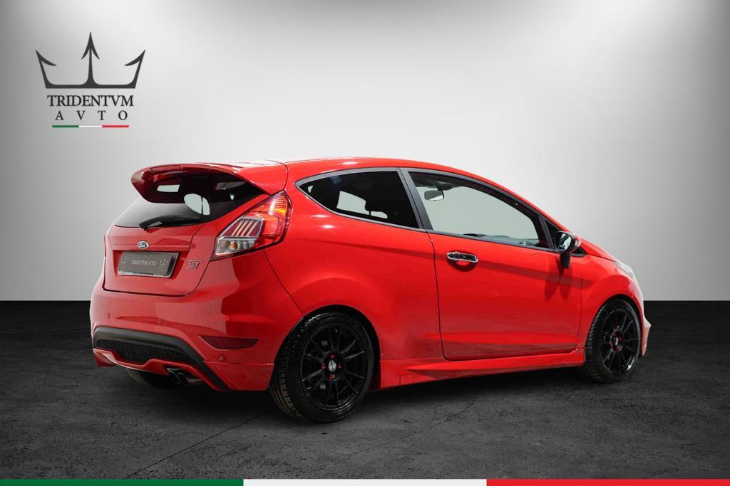 Ford Fiesta 1.6 ST 182cv 3p E6