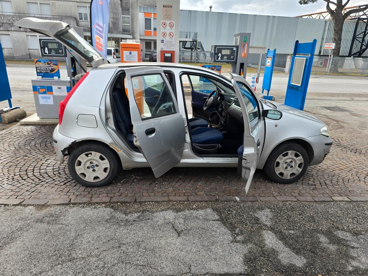 Fiat Punto 1.2i cat 5 porte ELX